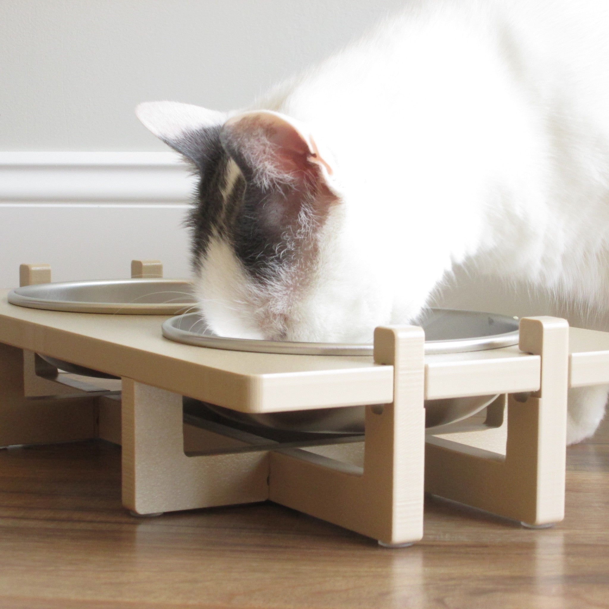 Cat Bowl Stand